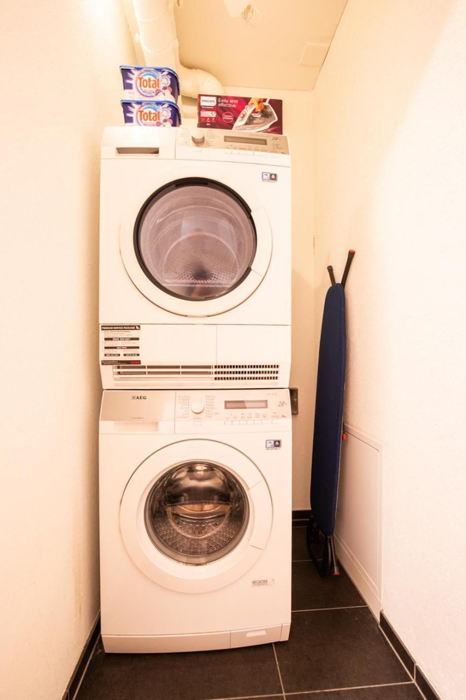 Apartment Special Einstein Ii Basel, Messe Kleinbasel 10-star Basel