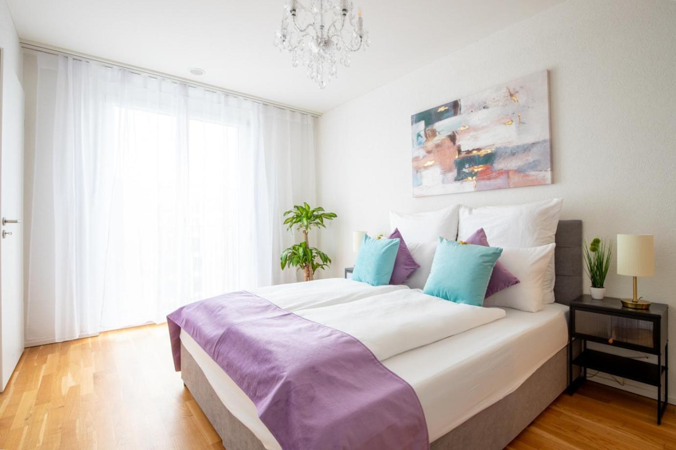 Appartement Special Einstein Ii Basel, Messe Kleinbasel 10-star Bazel