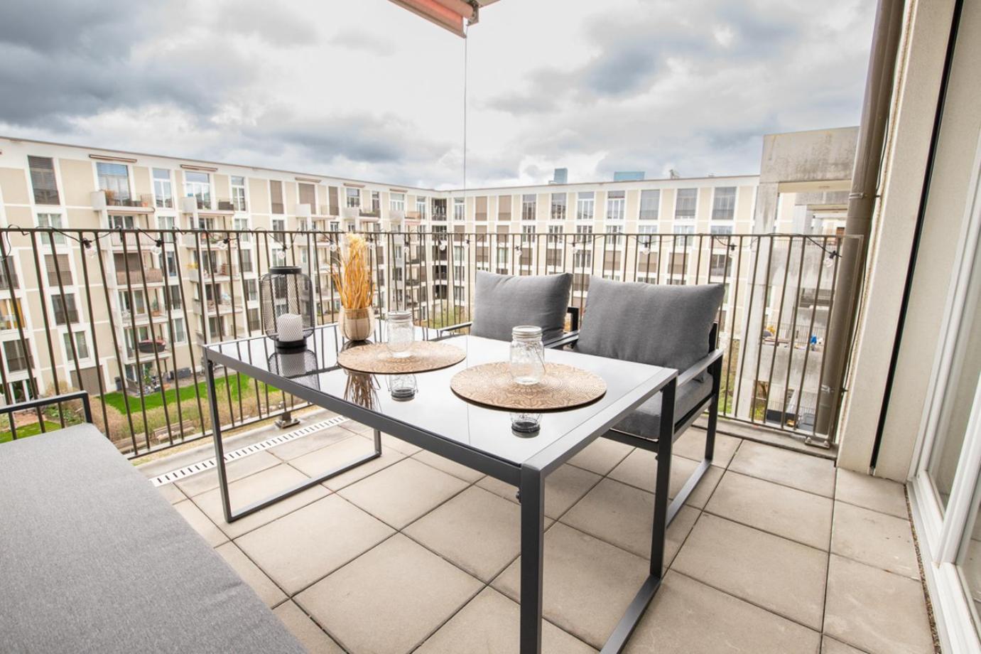 Appartement Special Einstein Ii Basel, Messe Kleinbasel 10-star Bazel